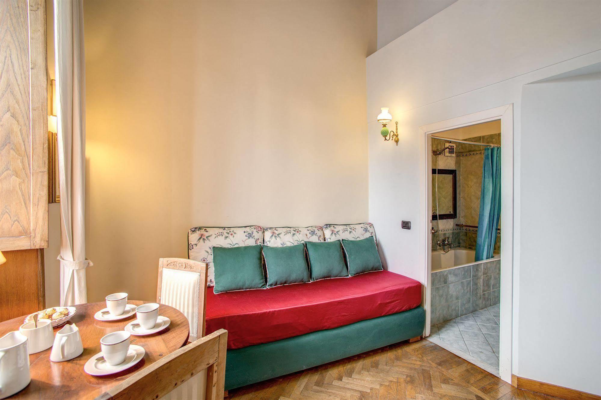 Hotel La Casa Del Capitano Rzym Zewnętrze zdjęcie