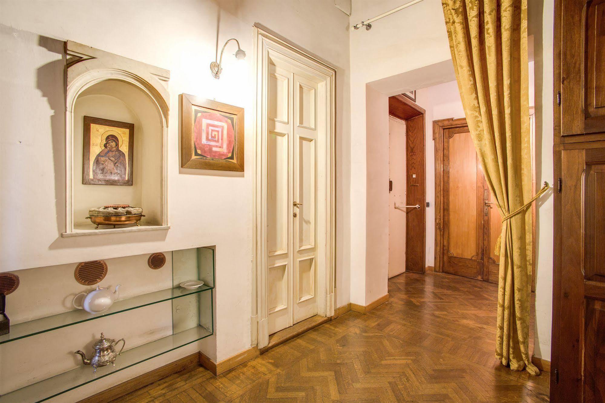 Hotel La Casa Del Capitano Rzym Zewnętrze zdjęcie